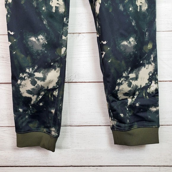 Under Armour Boys Camo Jogger Sweatpants Zip Pockets Youth Size 6 NWT - Picture 4 of 8